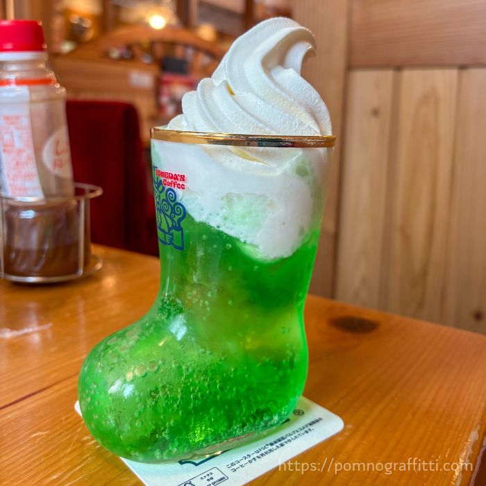 コメダのクリームソーダ